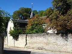 La chapelle Notre-Dame-du-Bon-Secours, au village d'Avilly.