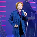 Al cantànt di Simply Red, Mick Hucknall