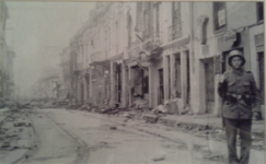 Policía con equipamiento militar en 1948