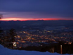 Ioujno-Sakhalinsk de nuit.