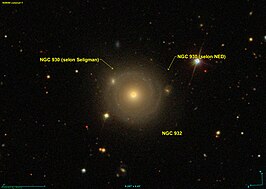 NGC 932