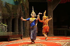 Danseurs classiques khmères.