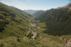 Vue du val Varaita depuis le col Agnel.