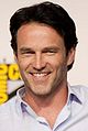 Stephen Moyer spielt Milus Corbett