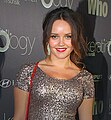 Rebecca Breeds interpreta Aurora de Martel