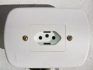 Brazilian 20 ampere socket