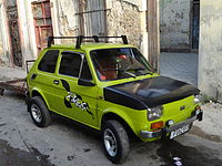 Polski Fiat 126p na ulicy Hawany (2014)