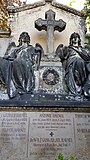 1860: Gerichts- und Friedensengel am Kreuz, Grabdenkmal für Fam. Dr. Haenel, Innerer Neustädter Friedhof Dresden