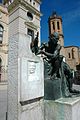 A Sallarès i Pla. Escultura a la plaça de Robert de Sabadell