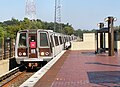 Zug der Baureihe 1000 von Rohr Industries auf der Red Line (2008)