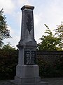 Le monument aux morts.