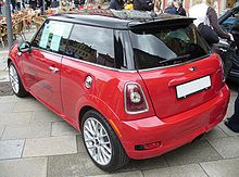 Mini R56 Chili Red (version États-Unis, photo prise en Allemagne)