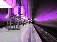 HafenCity Universität, Hamburg: Komplexe Lichtstimmungen aus dem benachbarten Hafen