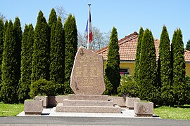 Monument aux morts.