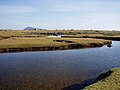 Nogmaals het landschap; op de achtergrond is de Eaval, de hoogste berg van North Uist te zien