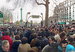 À Paris.