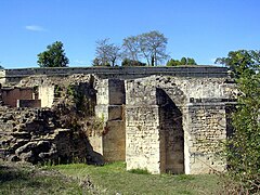 Ruines de la basilique Saint Romain (extérieures aux murailles) : site des tombeaux de Roland, des rois d'Aquitaine mérovingiens, de Saint Romain (IVe, VIIIe, XIe et XIIIe siècles)