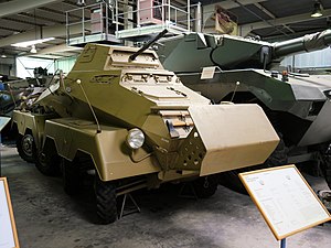 Важкий броньований розвідувальний автомобіль версії Sd.Kfz. 231 (8-rad) у Музеї Бундесверу німецьких оборонних технологій[en]. Кобленц. 2013