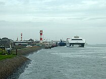 Catamaranveerboot (Stena Discovery)