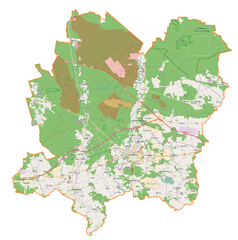 Mapa konturowa powiatu bolesławieckiego, blisko centrum na dole znajduje się punkt z opisem „Bolesławiec”