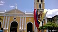 Iglesia en plaza central en Ocumare del Tuy