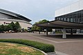 Links das Moda Center und rechts das 1960 eröffnete Veterans Memorial Coliseum (August 2013)