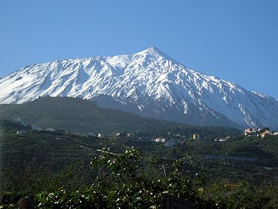 Vue du Teide enneigé.