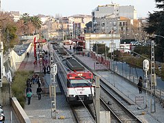 Doble unitat 447 en servei R4 Martorell a l'estació el 2012