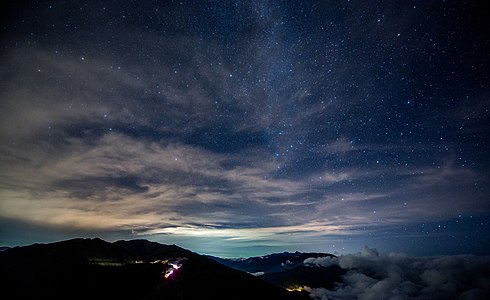 2016 年某日 臺灣合歡山嘅夜空