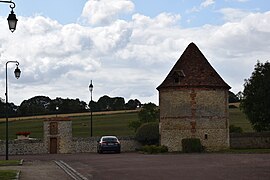 Le pigeonnier.