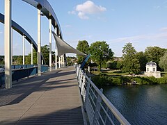 Pont de Neuville.