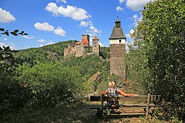 Burg Hardegg von Hardegg Vorstadt aus gesehen