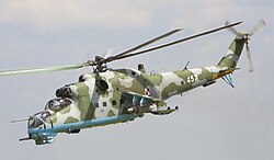 Polşa Ordusuna məxsus Mi-24 helikopteri