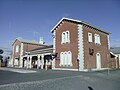 Station building and entrance, June 2015