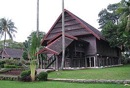 Rumah Panggung Bugis, Anjungan Sulawesi Selatan