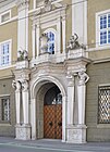 Portal ved Großes Festspielhaus.