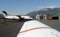 Vista della torre dell'aeroporto con un Dornier 328 della Air Vallée in primo piano.