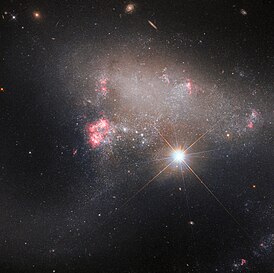 Галактиа NGC 3239. Фотография телескопа «Хаббл».