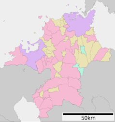 Mapa konturowa prefektury Fukuoka, blisko prawej krawiędzi znajduje się punkt z opisem „Yoshitomi”