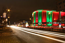 A Scandinavium éjszakai megvilágításban