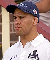 JAMES TE HUNA (11914727385).jpg