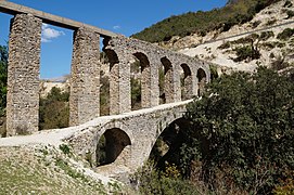 Oktober: Aquädukt über die Bënça beim gleichnamigen Dorf