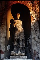 Apollo's sculpture, Palazzo Giusti, Verona, Mannerism art with typical contrapposto