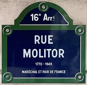 Voir la plaque.