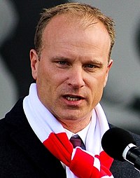 Dennis Bergkamp.