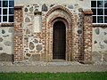 Dorfkirche, Seitenportal