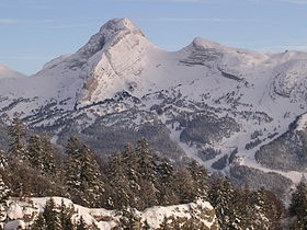 La Grande Moucherolle et la Petite Moucherolle (face Ouest) depuis le belvédère de Château-Julien à Villard-de-Lans