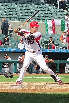 Bates playing for Puerto Rico at the 2013 Caribbean Series