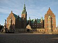 Blick vom äußeren Schlosshof auf Frederiksborg