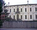 Vista frontale del Palazzo Sanbonifacio, Ardit